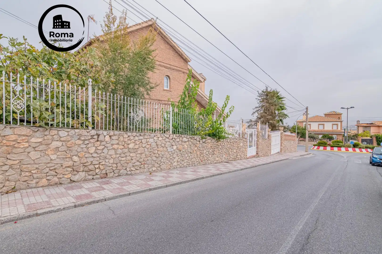 Vista exterior de Casa o chalet en venta en La Zubia con Calefacción, Jardín privado y Terraza