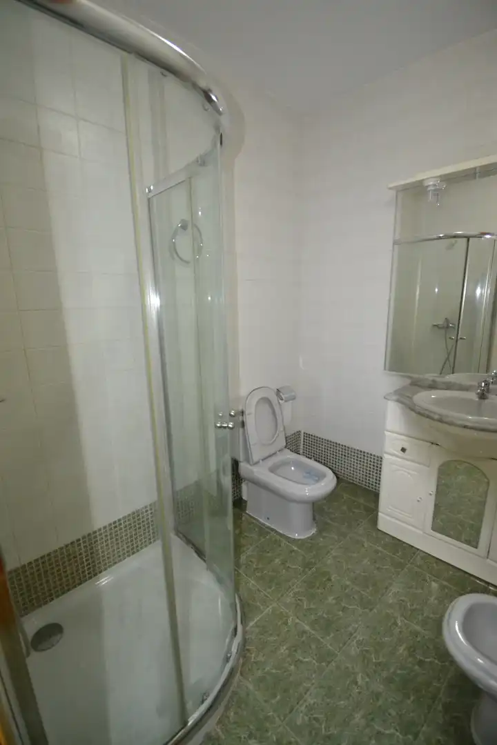 Wohnung zur Miete in Calle Melo, Centro Ciudad