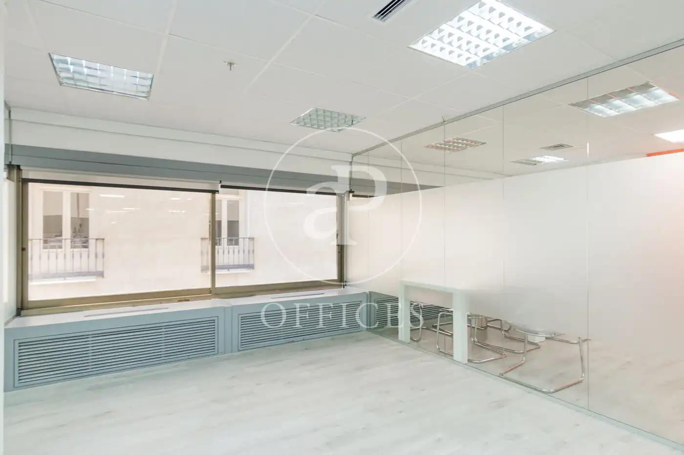 Office for rent in Madrid  with Air Conditioner