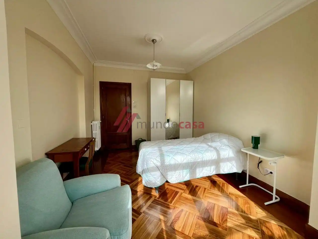 Bedroom of Flat for share in Ferrol  with Heating, Parquet flooring and Furnished