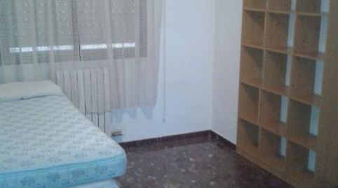 Foto 4 de Piso de alquiler en Romareda, Zaragoza Capital