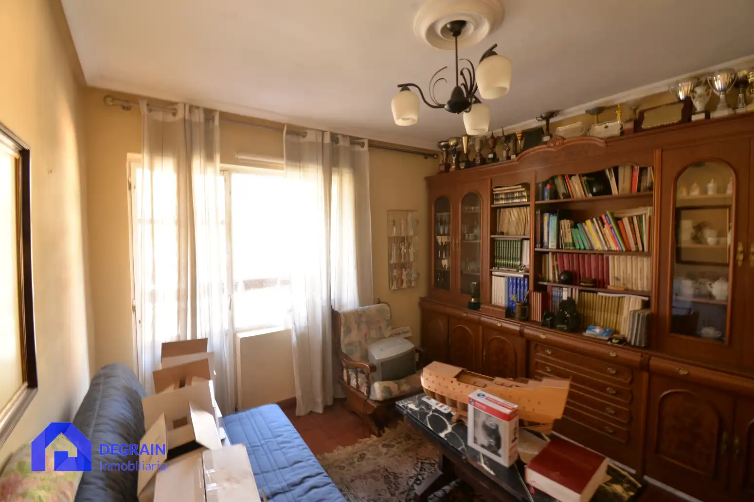 Habitación de Piso en venta en Oviedo  con Terraza