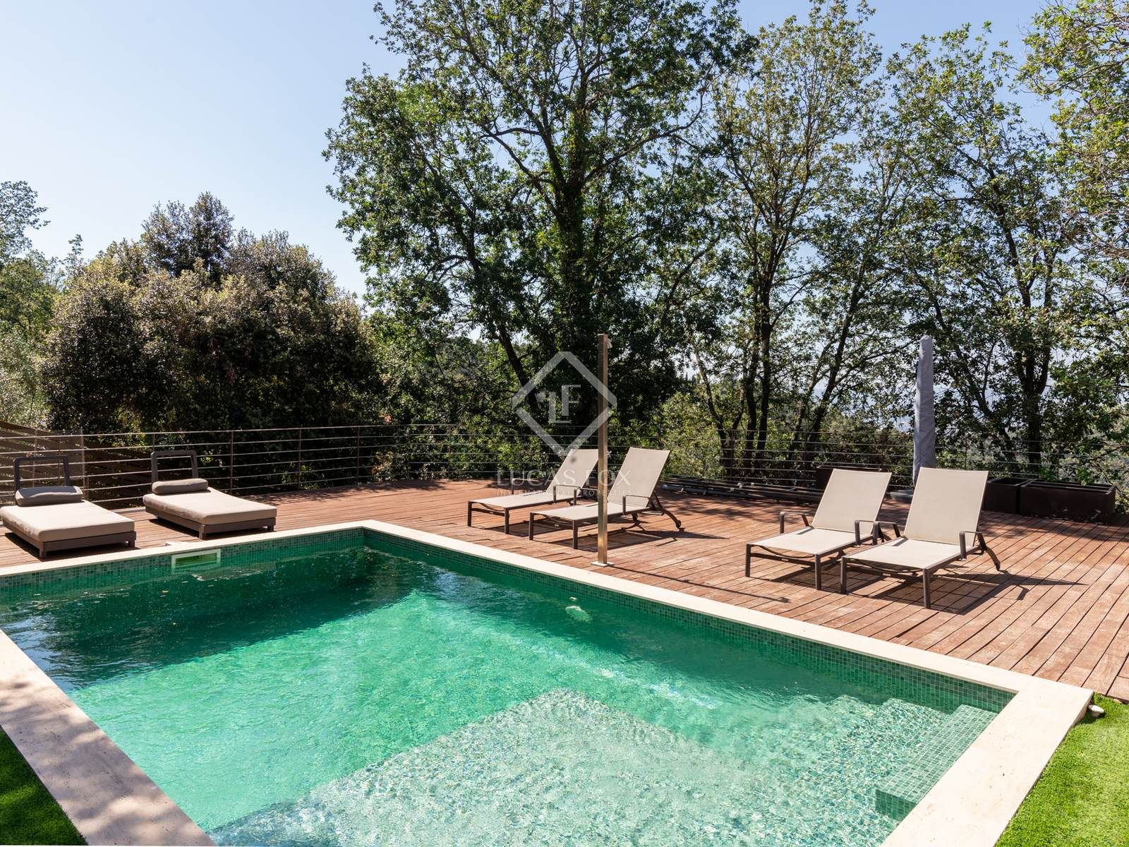 Piscina de Casa o xalet en venda en Sant Cugat del Vallès amb Aire condicionat, Calefacció i Jardí privat