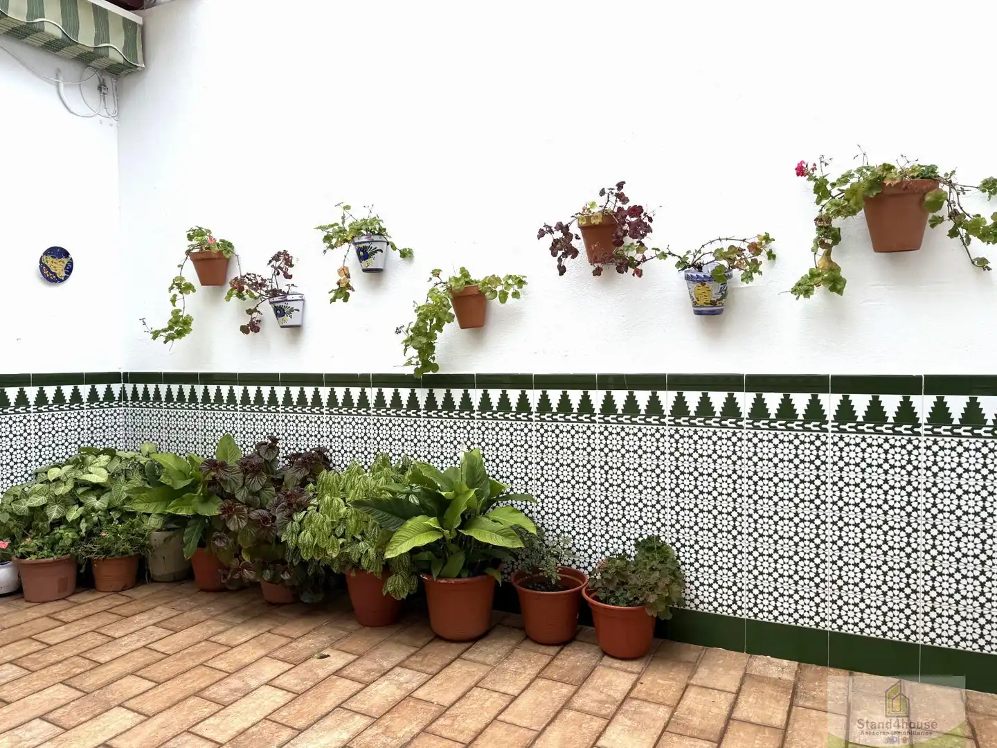 Jardín de Casa adosada en venta en La Palma del Condado con Aire acondicionado y Trastero