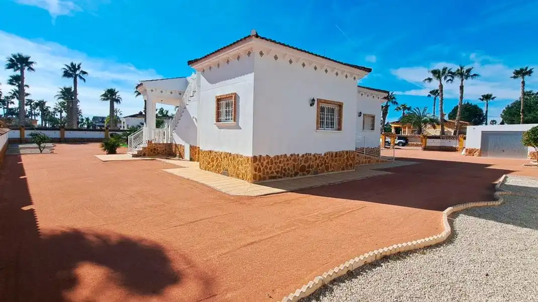 Villa con piscina in vendita a Catral, imagen 21