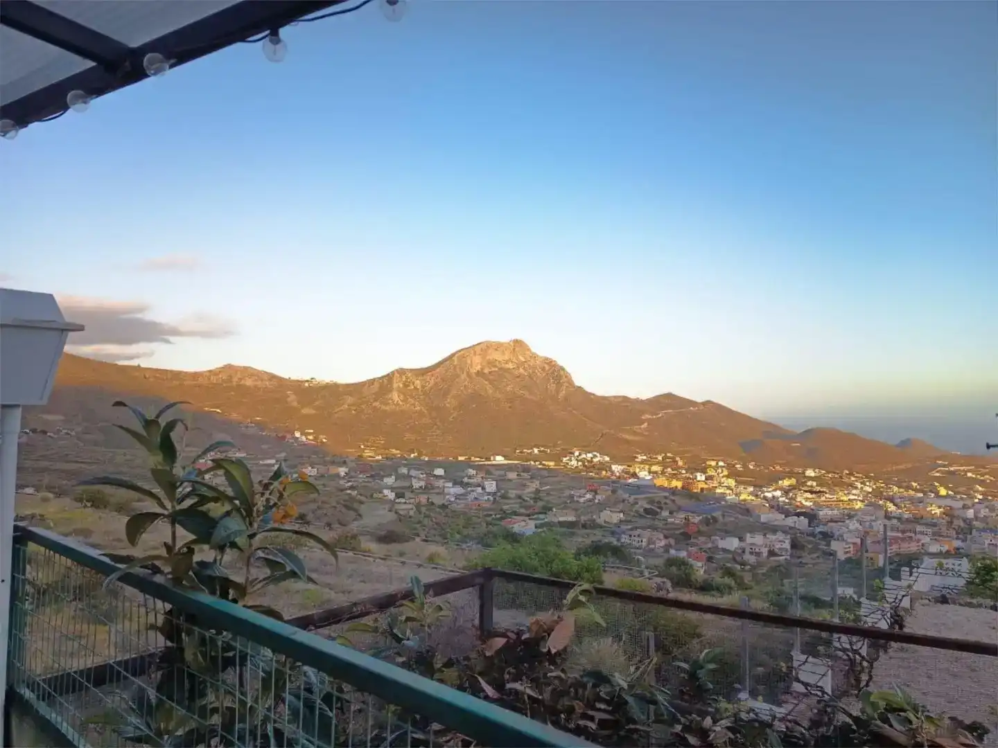 Exterior view of Flat for rent in Arona  with Air Conditioner, Private garden and Parquet flooring