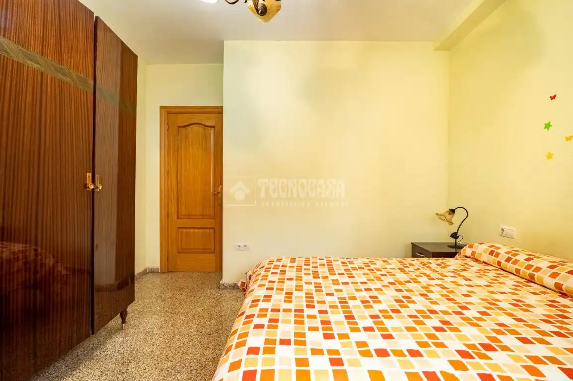 Bedroom of Flat for sale in Granada  with Terrace and Balcony