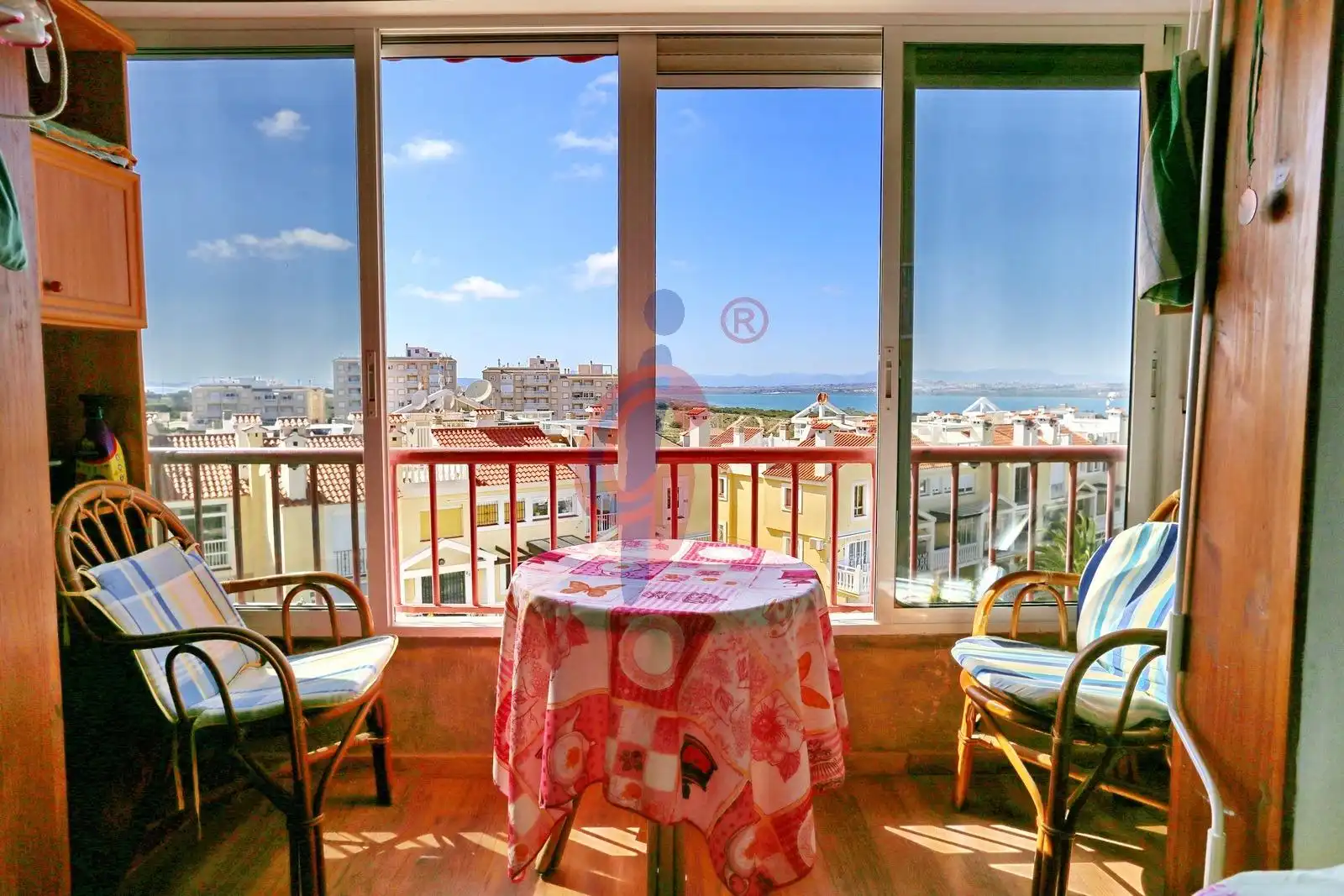 Terraza de Estudio en venta en Torrevieja con Terraza y Piscina comunitaria