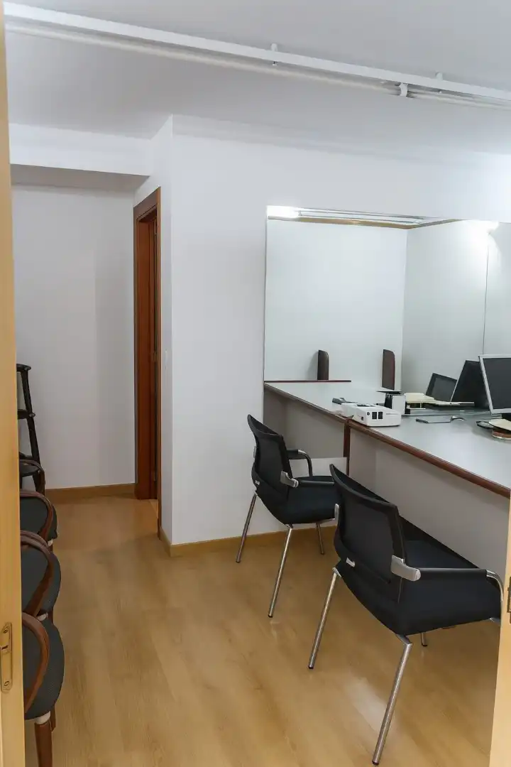Commercial properties for rent in Plaza de la Constitución, Muriedas