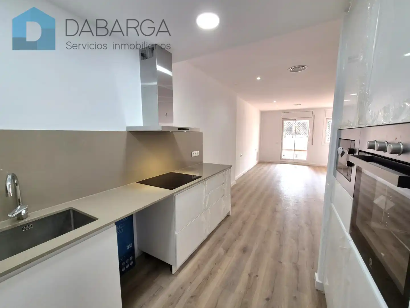 Küche von Wohnung zum Verkauf in Ripollet mit Klimaanlage, Parkett und Terrasse