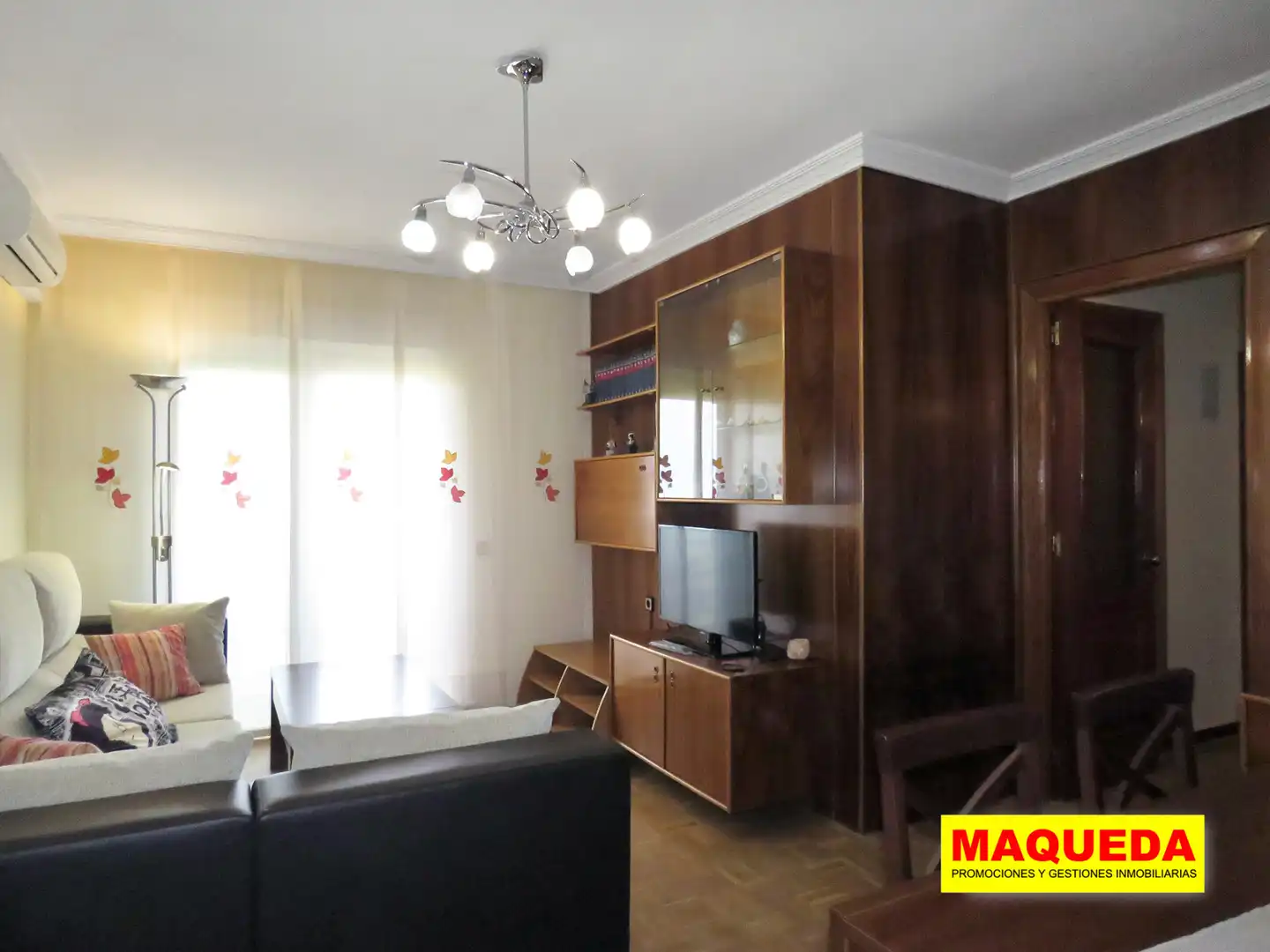 Sala de estar de Piso en venta en Alcorcón con Aire acondicionado, Calefacción y Parquet
