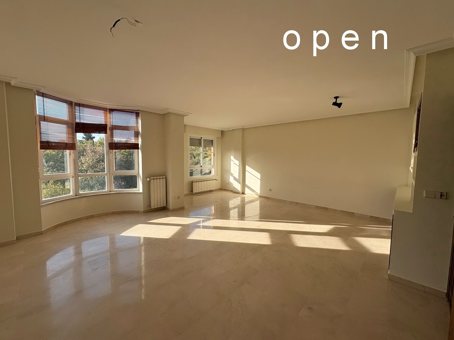 Piso de alquiler en  Córdoba Capital con Aire acondicionado, Calefacción y Trastero