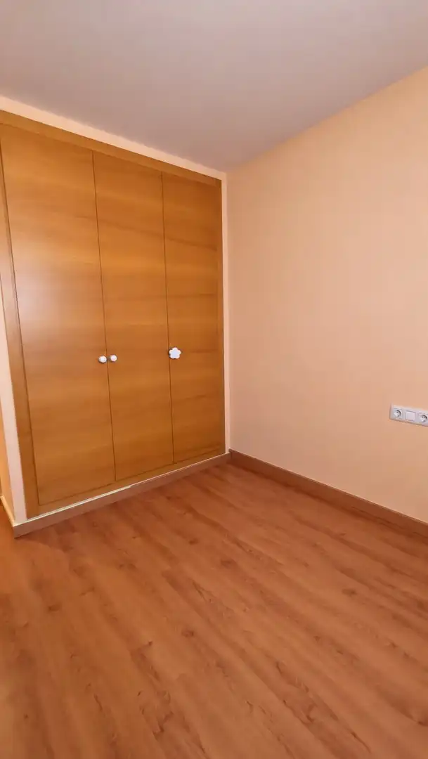 Bedroom of Apartments for rent in Valencia  with Terrace, Swimming Pool and Furnished