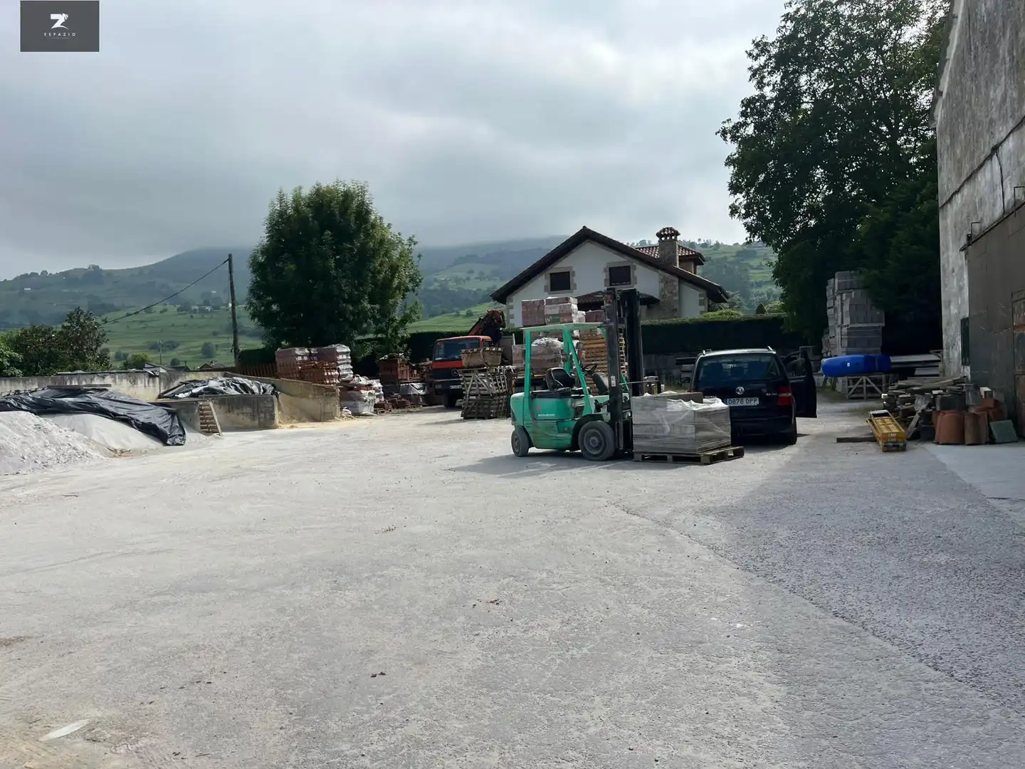 Parking de Finca rústica en venta en Selaya con Jardín privado