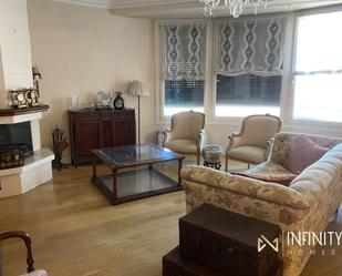 Sala d'estar de Pis de lloguer en Bilbao  amb Calefacció i Terrassa