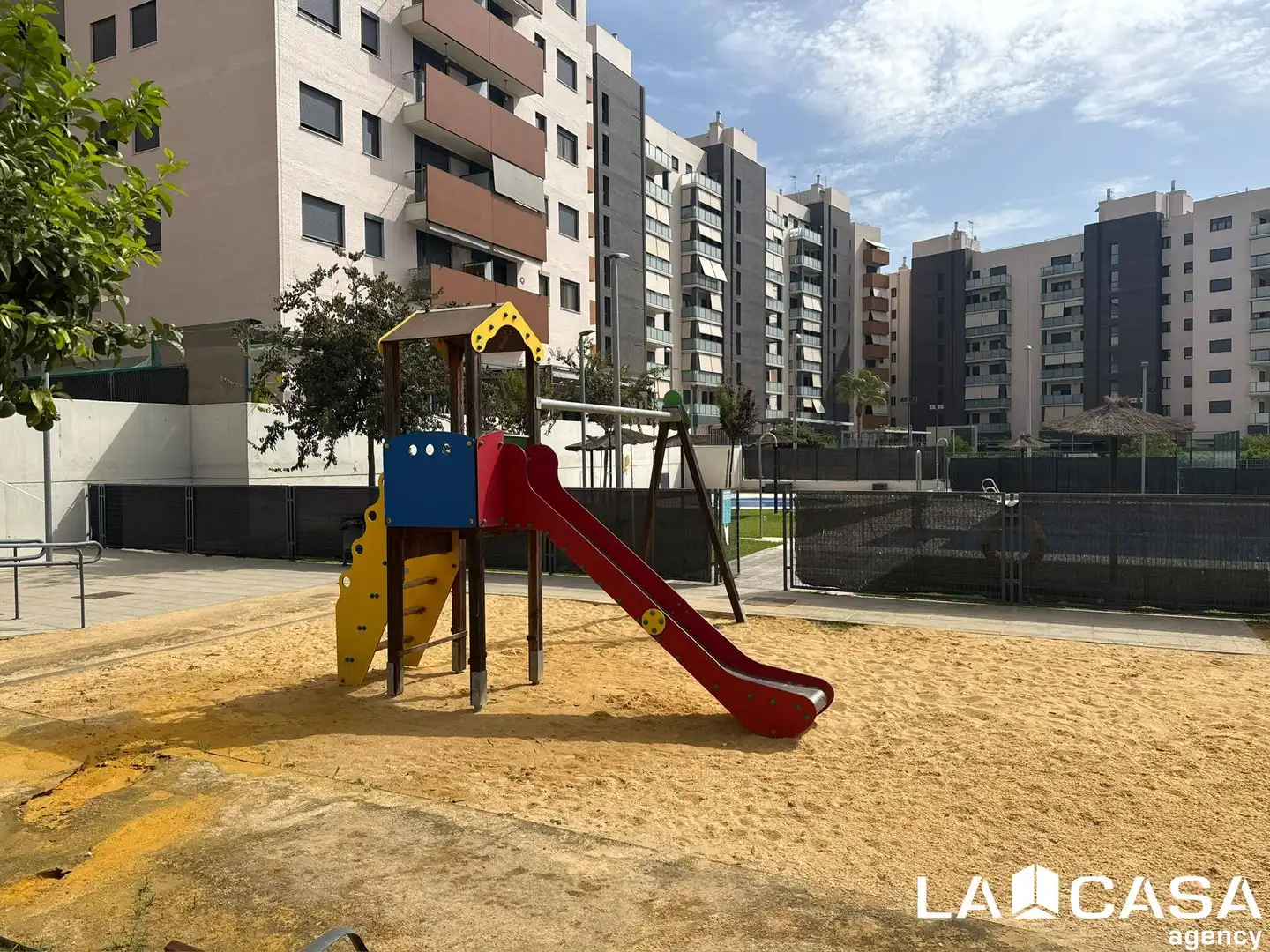 Flat with pool for sale in Entrenúcleos, imagen 40