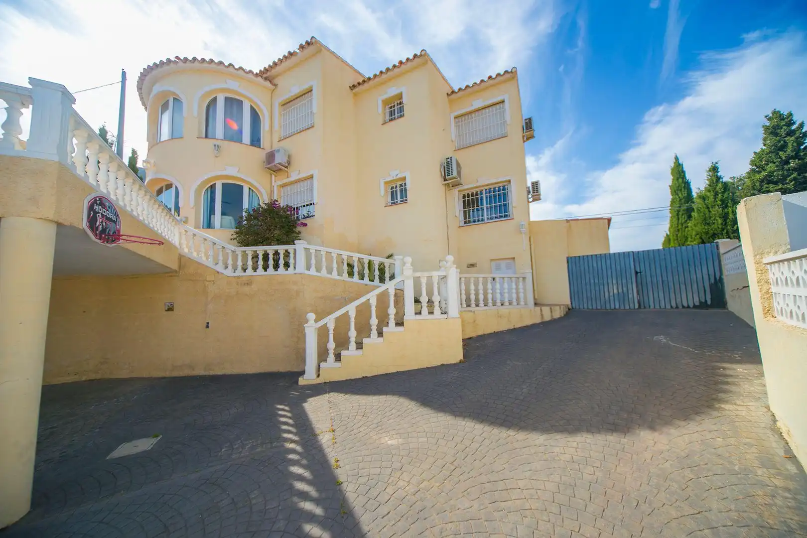 Exterior view of Apartments for rent in Oltamar - Cucarres