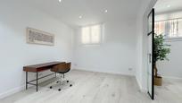 Flat for sale in  Madrid Capital  with Air Conditioner, Heating and Furnished