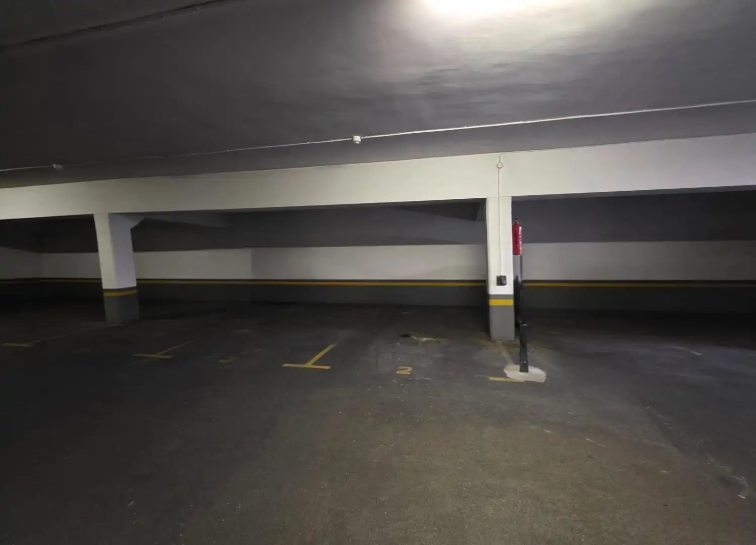 Parkplatz von Erdgeschoss zum Verkauf in Barcelona mit Parkett