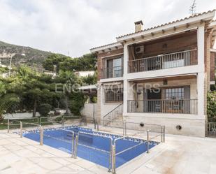 Exterior view of House or chalet for sale in Castelldefels  with Air Conditioner, Heating and Private garden