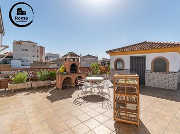 Casa con piscina in vendita a Centro