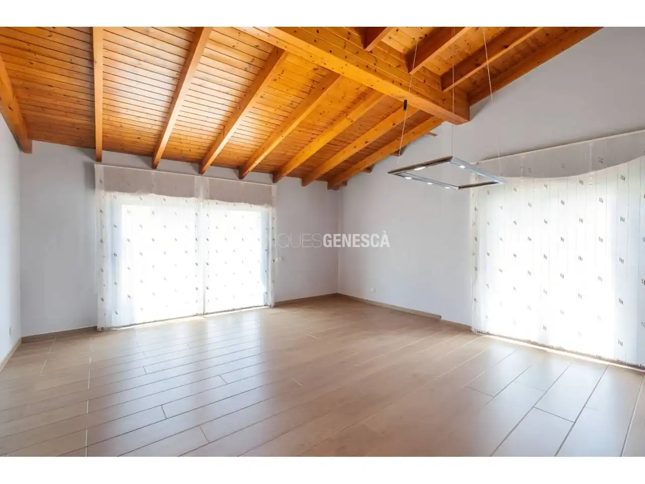 Sala de estar de Casa o chalet en venta en Matadepera con Aire acondicionado, Calefacción y Jardín privado