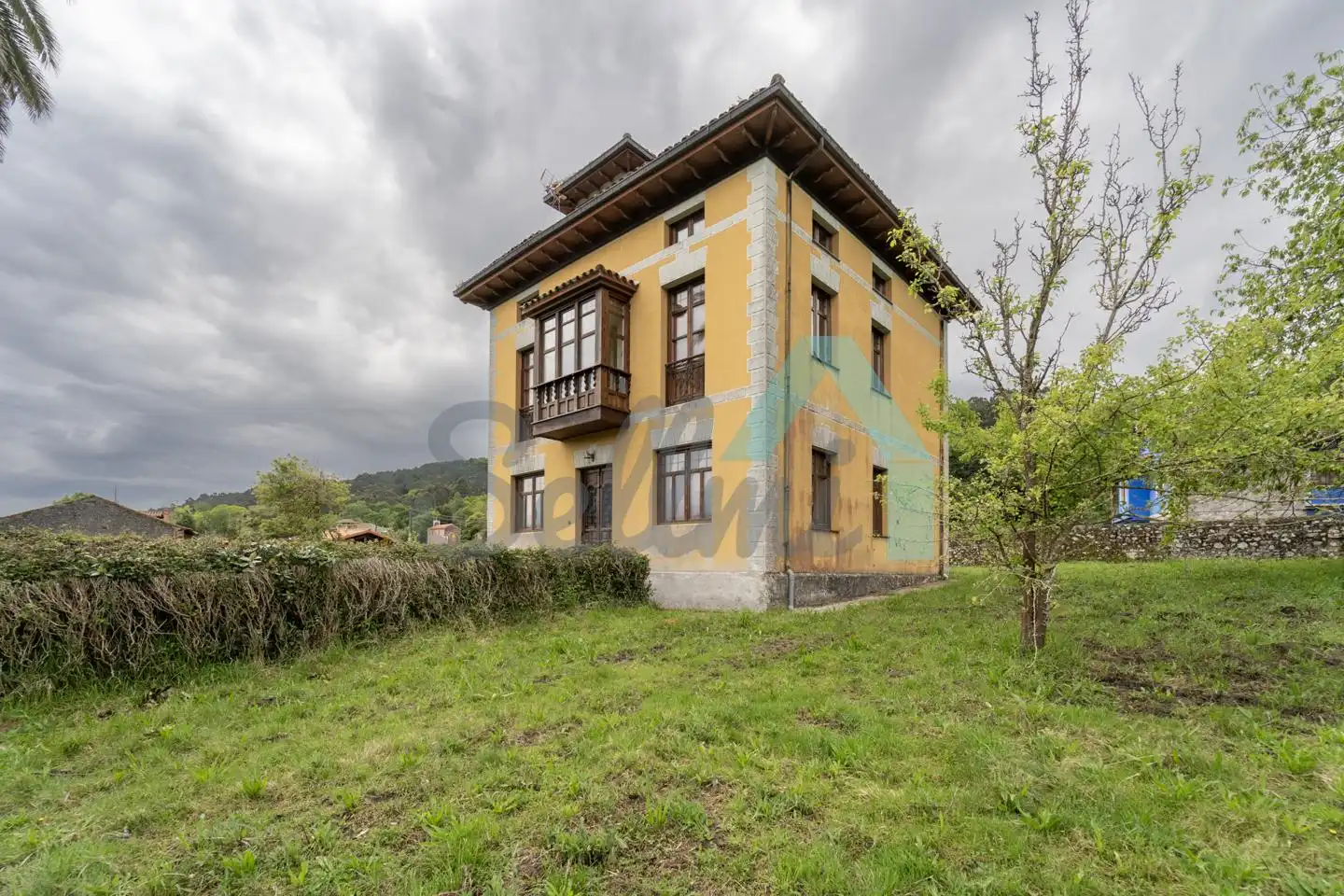 Vista exterior de Casa o chalet en venta en Llanes con Calefacción, Jardín privado y Parquet