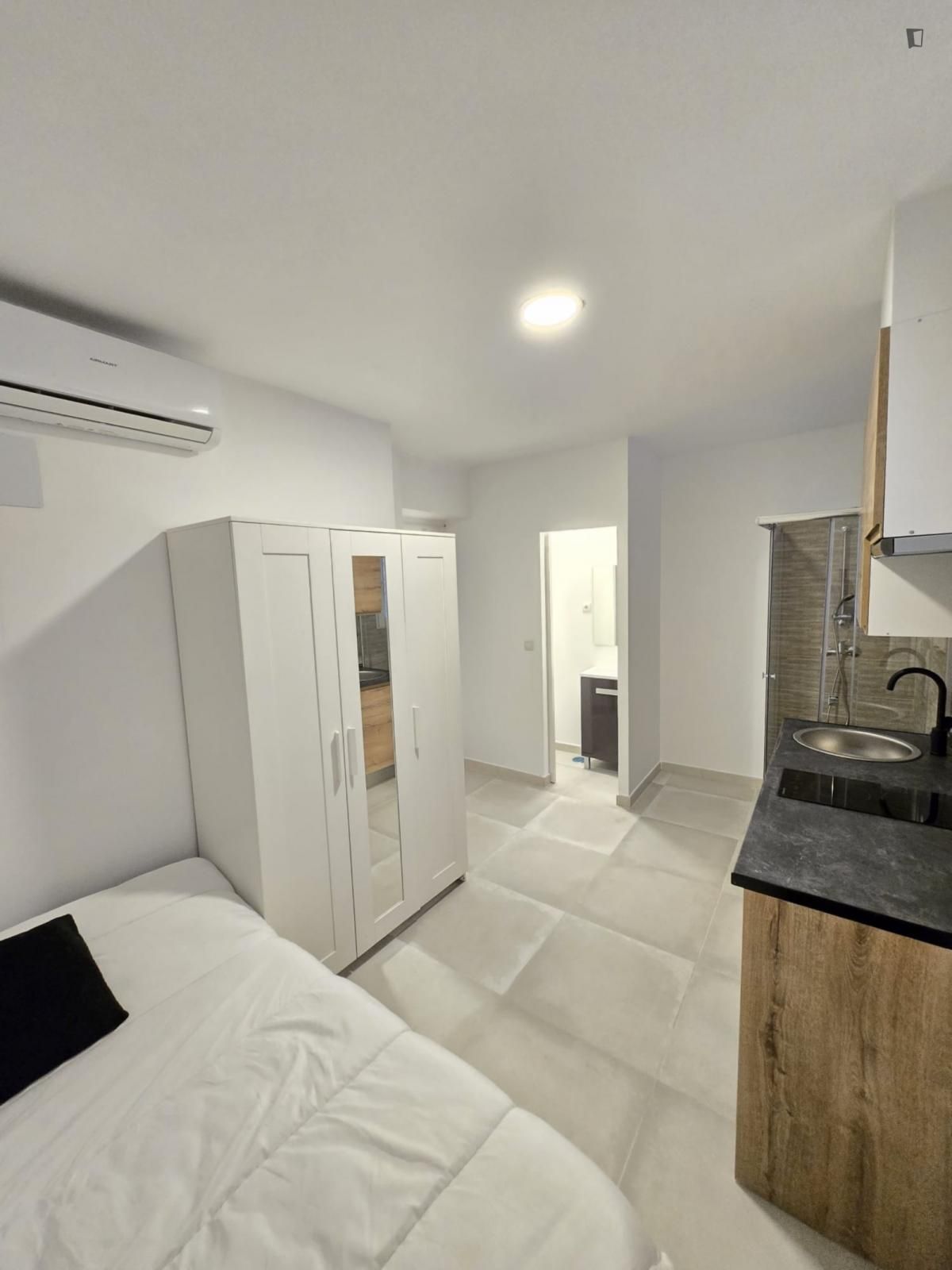 Estudi de lloguer a Lucero