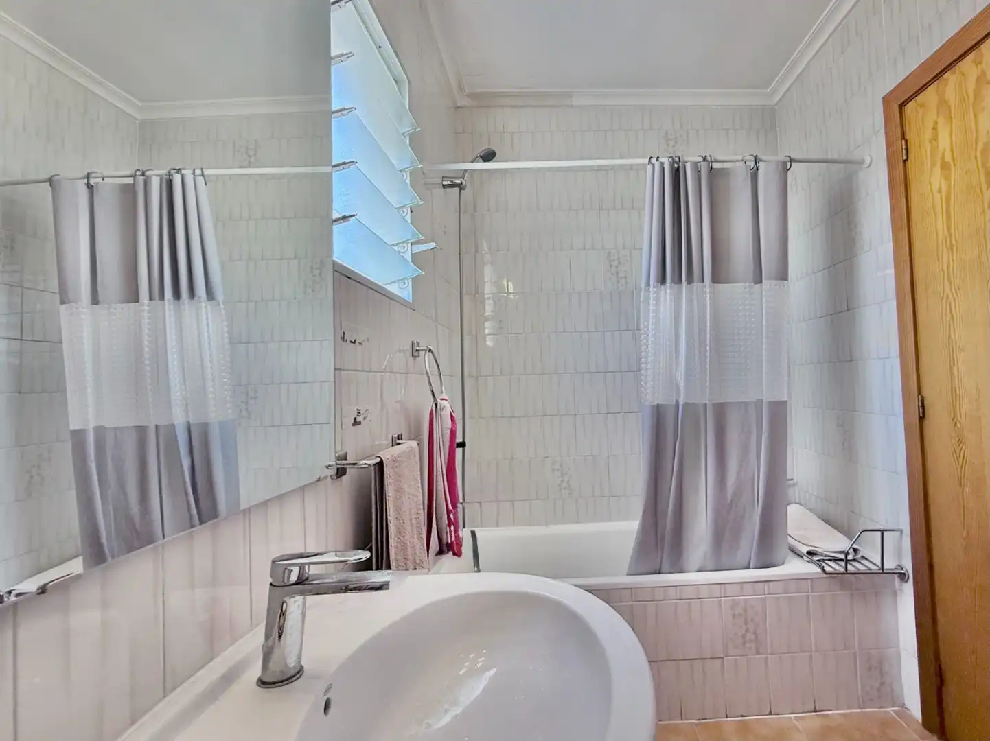 Bany de Casa o xalet en venda en San Pedro del Pinatar amb Aire condicionat, Jardí privat i Terrassa