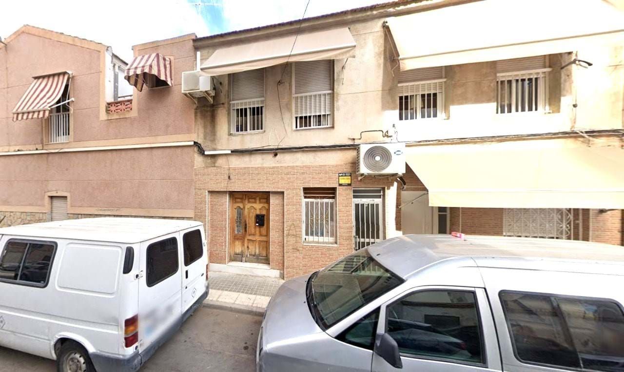 Vista exterior de Pis en venda en Elche / Elx