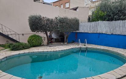 Swimming pool of Flat for sale in Terrassa  with Air Conditioner, Heating and Private garden