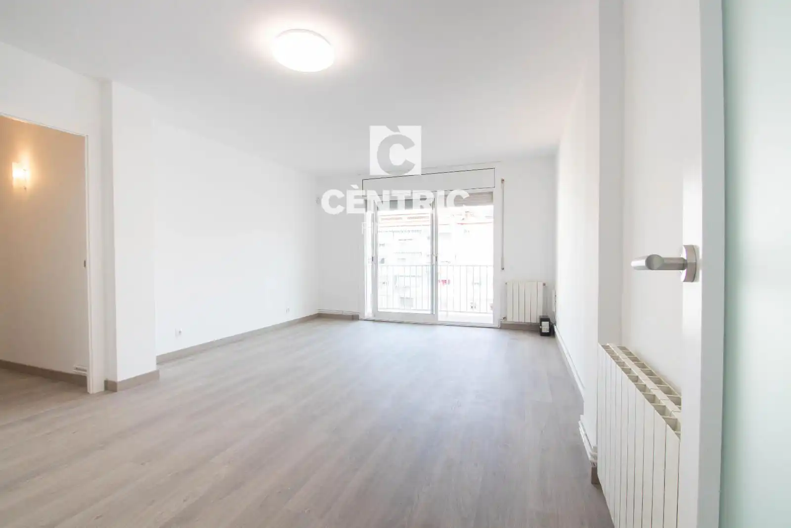Habitación de Ático en venta en Terrassa con Calefacción y Terraza