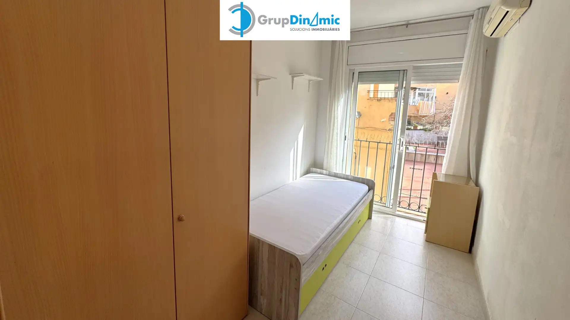 Schlafzimmer von Wohnung zum Verkauf in Palamós mit Klimaanlage, Heizung und Möbliert