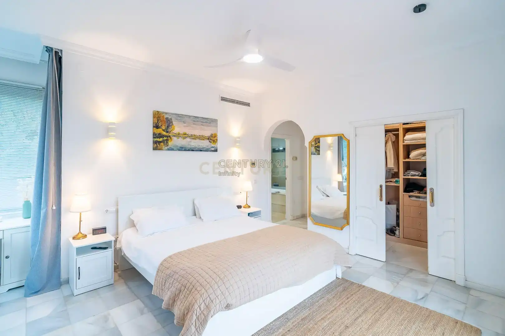 Bedroom of Houses for sale in Mijas  with Air Conditioner, Private garden and Storage room
