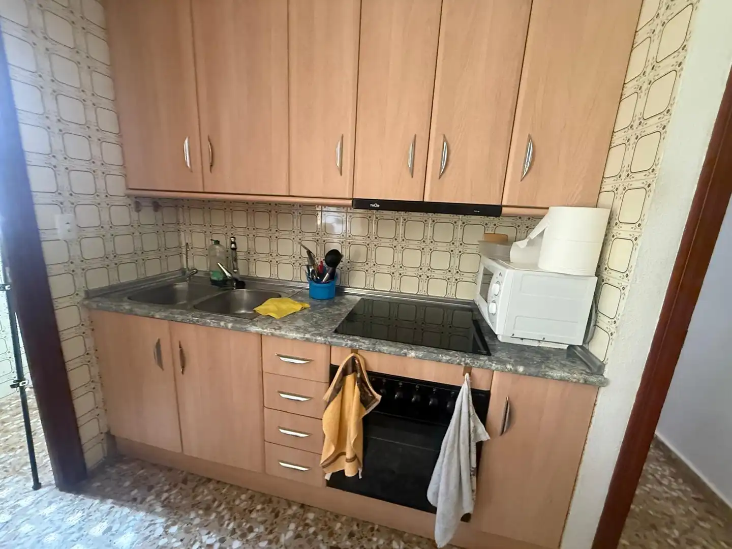 Küche von Wohnung zum Verkauf in Torrevieja mit Klimaanlage, Heizung und Möbliert