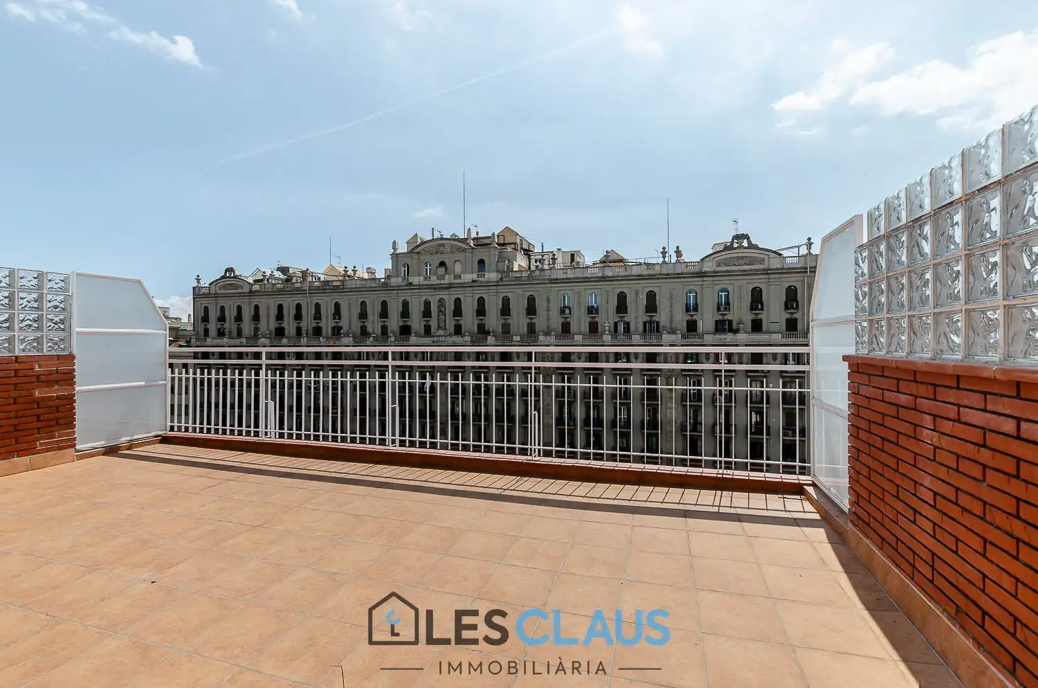 Terrasse von Dachboden zum Verkauf in Barcelona mit Terrasse