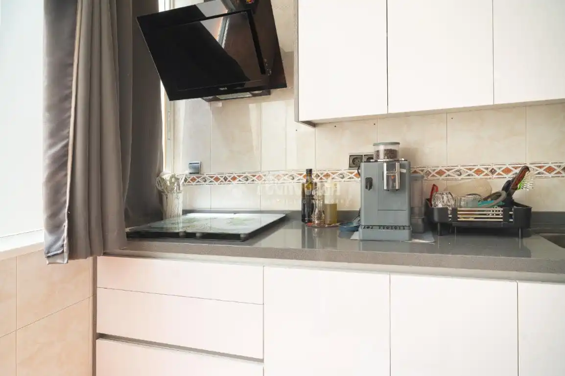 Cocina de Piso en venta en Salobreña con Aire acondicionado