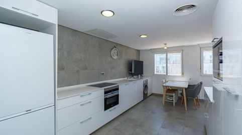 Foto 3 de Piso en venta en Avenida Reina Victoria Eugenia, 40, Alameda, Cartagena