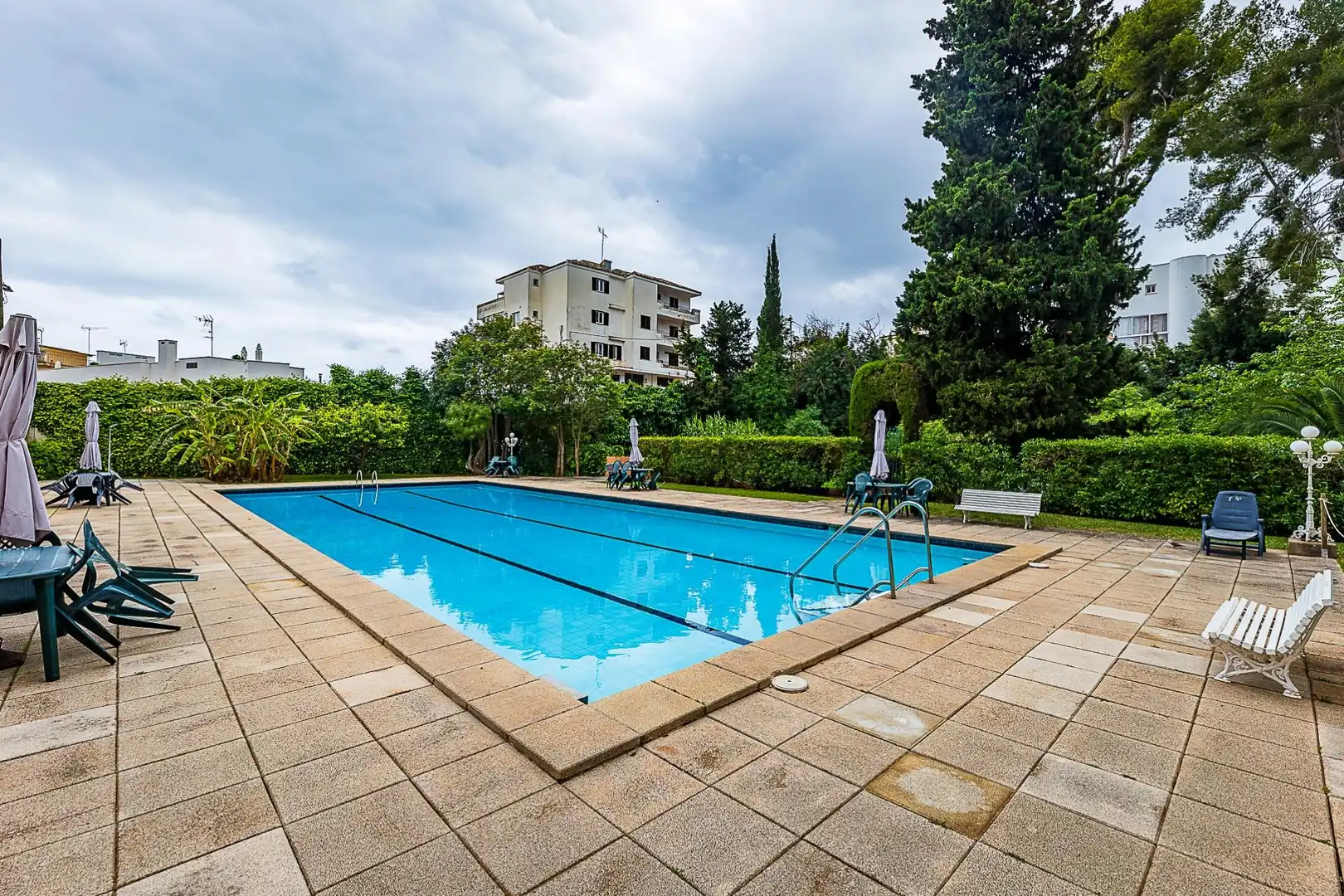 Swimming pool of Flat for sale in  Palma de Mallorca  with Air Conditioner, Heating and Parquet flooring