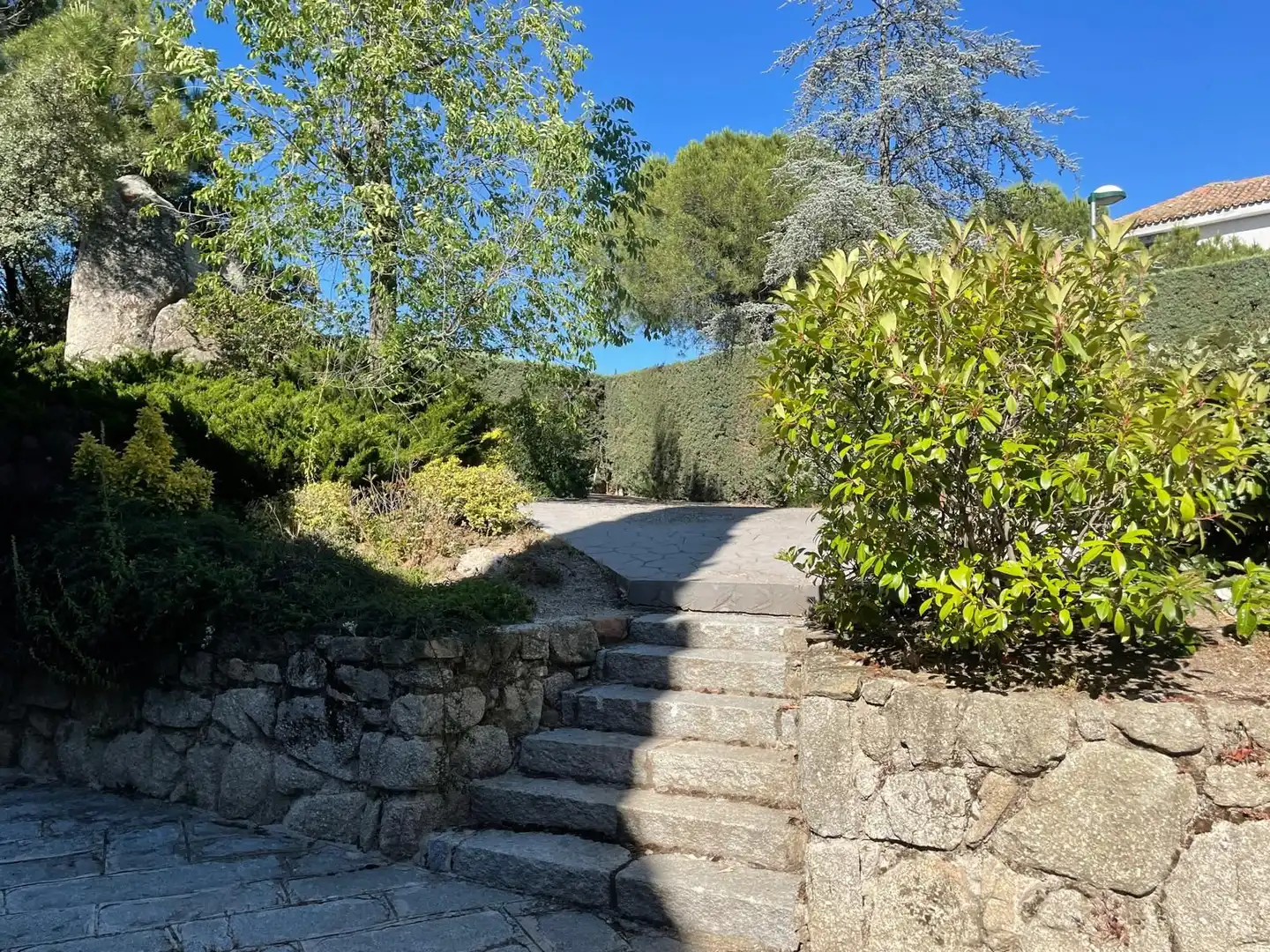 Jardín de Casa o chalet en venta en Torrelodones con Aire acondicionado, Calefacción y Jardín privado