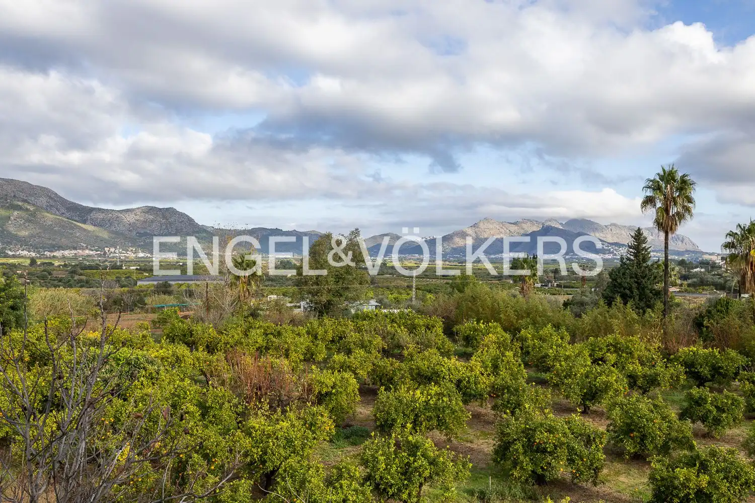 Houses for sale in Orba  with Air Conditioner, Heating and Private garden
