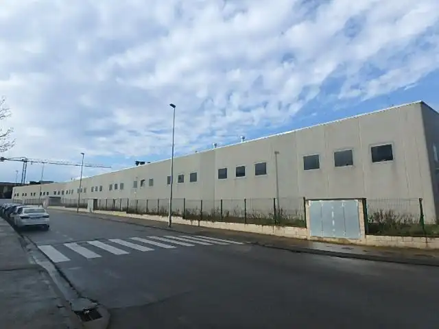 Vista exterior de Nave industrial en venta en Cassà de la Selva