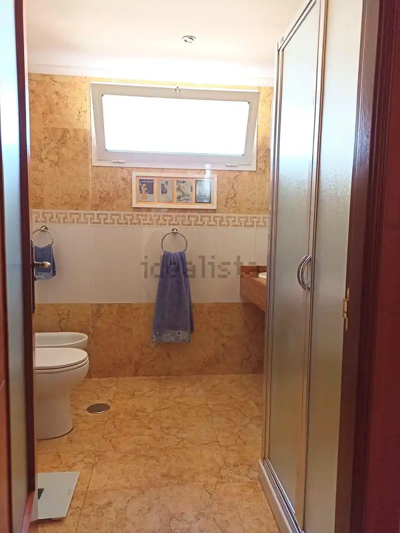 Bathroom of Attic for sale in Málaga  with Air Conditioner, Heating and Private garden