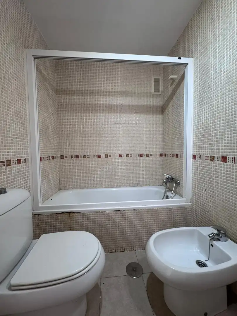 Bathroom of Flat for sale in Fuengirola  with Terrace and Balcony
