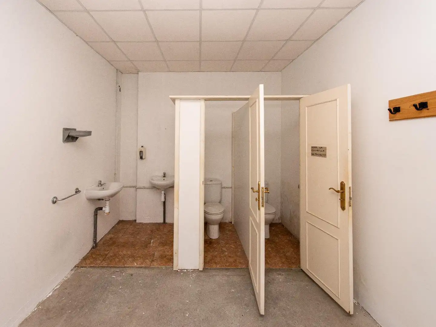 Commercial properties for sale in Bergondo
