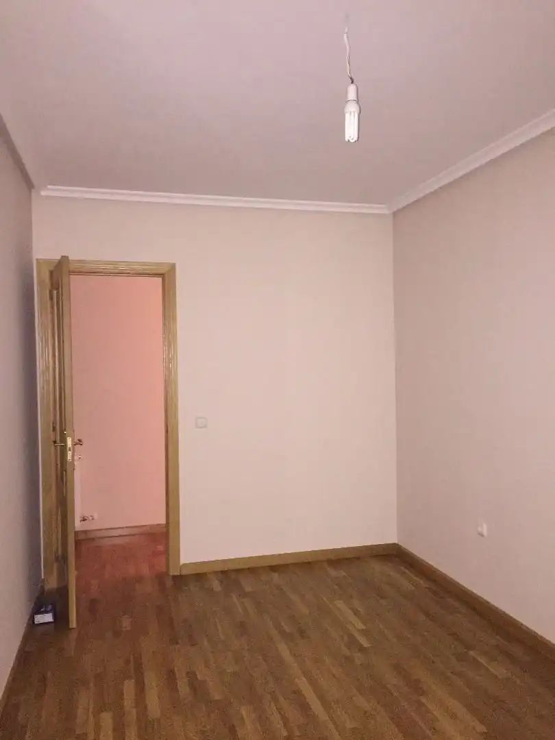 Habitación de Piso en venta en Benavente con Amueblado