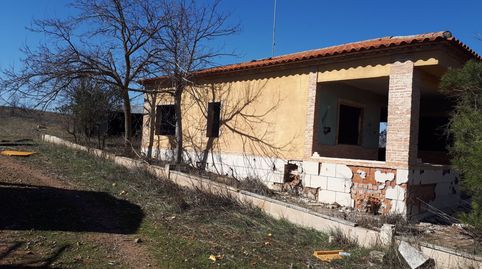 Tierra secano con edificaciones industriales. Superficie terreno 1Ha., immagine 5