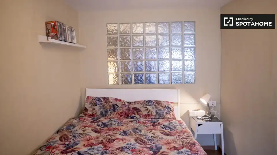 Flat with terrace to rent in L'Eixample, imagen 3