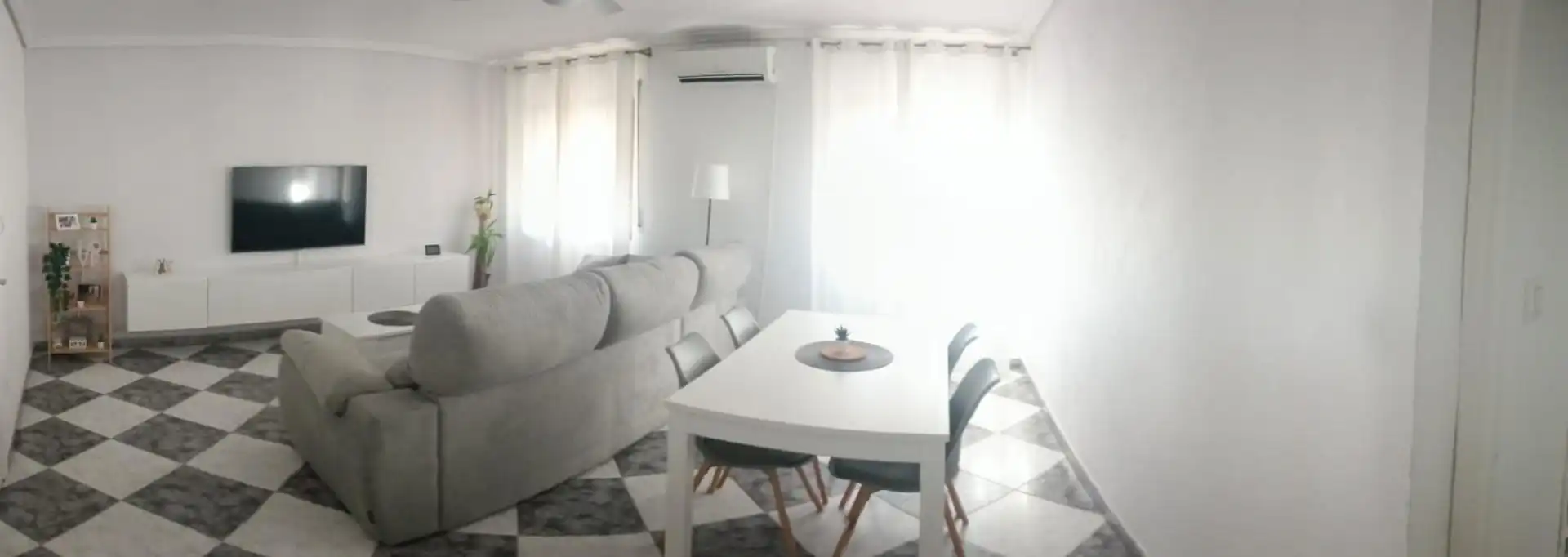 Living room of Flat for sale in  Córdoba Capital  with Air Conditioner and Furnished