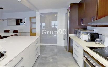 Kitchen of Flat for sale in  Lleida Capital  with Air Conditioner, Terrace and Balcony